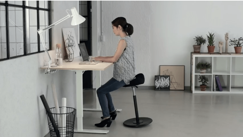 Varier Bevægelig Ståstøttestol.png